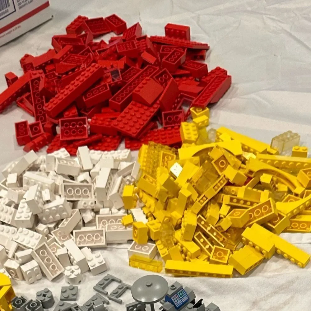 Lego Vintage 1970’s & 80’s  lot, rare pieces,lots of pieces